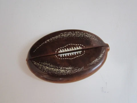 VINTAGE 1974 MIAMI DOLPHINS RUBBER OVAL FOOTBALL COIN PURSE FOOTBALL SCHEDULE Cover