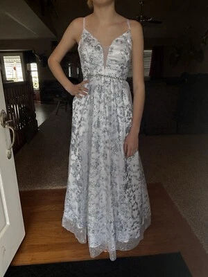 Vestido de graduación floral brillante azul/blanco talla 2 pequeño  Foto 1 de 4