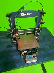 Matterhackers Pulse XE NylonX Advanced Materials 3D Printer-Prusa Clone-extras! - Picture 1 of 4