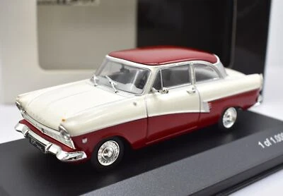 Modellino auto epoca scala 1:43 Ford 17M diecast modellismo statico collezione - Immagine 1 di 4