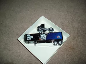 LABATT ICE - WINROSS BEER SERIES - Picture 1 of 2