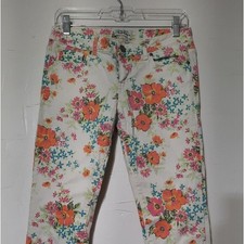 Junior's Aeropostale white floral jeans size 7/8