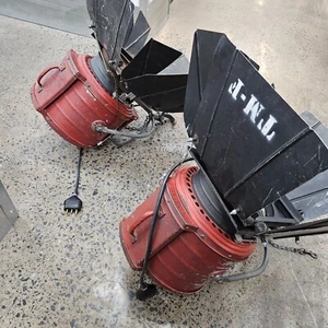 PAIR of J.G. McAlister studio spot light fresnel - Picture 1 of 12