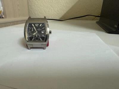 Reloj Jacques Lemans Geneve G120 negro esfera texturizada hecho en Suiza. SIN BANDA Foto 1 de 4