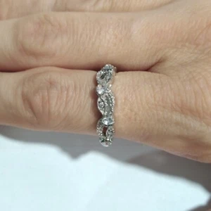 Eternity Band Ring Silberfarben Strass Akzent Größe 7,25 Damen - Bild 1 von 4