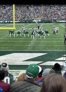 Jets Vs Panthers 10/19/25 at 1pm Section 101 Row 7 Seats 1&2 LOWER ENDZONE AISLE - Picture 1 of 6
