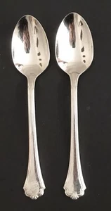 ONEIDA MIDTOWNE Set Of 2 Teaspoons Stainless Flatware GLOSSY USA 6" - Picture 1 of 5