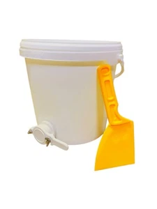 Honig-Absetzbehälter 10 l aus lebensmittelechtem Polypropylen  mit  Honigschaber - Bild 1 von 3