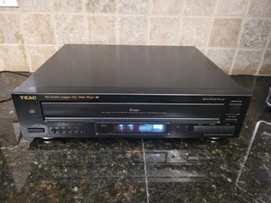 TEAC PD-D2410 5 Disc Carousel CD Compact Disc Multi Player / No Remote - Picture 1 of 16