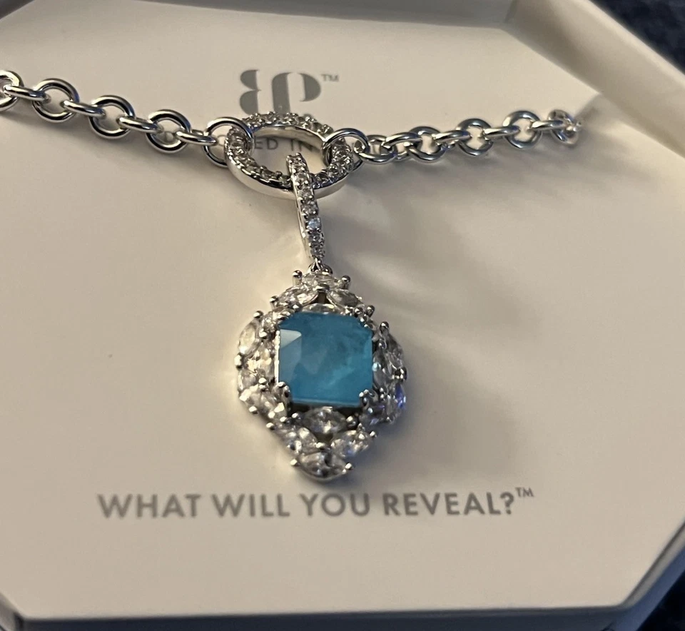 Collar Bomb Party Creado en Laboratorio Cuarzo Azul Aqua Fusionado con Cuarzo Rodio Genuino  Foto 1 de 2