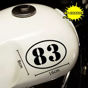 Coppia 2 Adesivi Numero Gara Moto Cafe Racer cross serbatoio - Foto 1 di 2