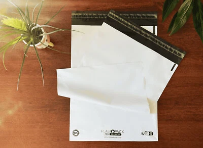 Enveloppes plastiques blanches opaques - 9 formats au choix - lots de 10 à 1000 - Photo 1/3