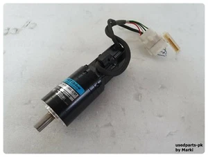 SANYO DENKI P50B03003PXS01UW & HARMONIC RS-14-50-(003)C-SP REDUCER - Picture 1 of 8