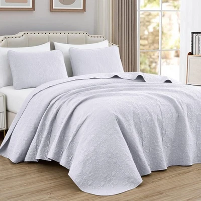 Luca 3-Piece Queen Size Quilt Set White-Soft Summer Lightweight Oversized - Image 1 of 4