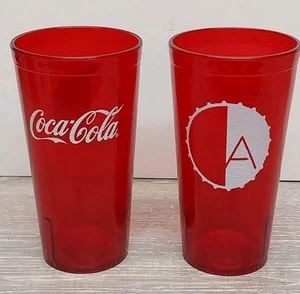 Coca Cola Coke Becher rot strukturiert Vintage Plastikbecher 2er Set Pizza Hut Style - Bild 1 von 3