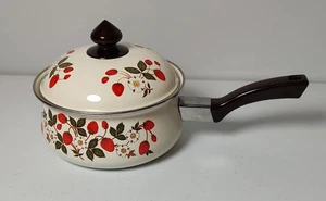 Sheffield Fragole 'N Cream Pentola Padella con Coperchio 427 Senza Usura 2 Qt - Foto 1 di 13
