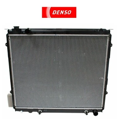 Radiador 221-0517 Denso para Toyota Tundra 2000-2006 4,7 L V8 Gas 2UZFE Foto 1 de 4