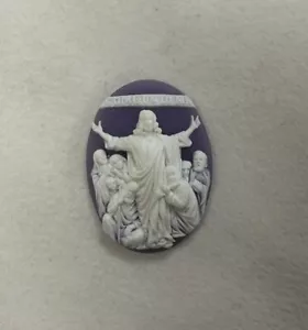 Vintage Kamee geschnitzt Jesus Komm zu mir Plakette 1,25 Zoll lila weiß - Bild 1 von 3