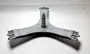DC60-40137A Genuine Samsung Washer Flange Shaft Spinner Support - Picture 1 of 2