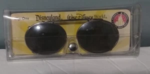 Walt Disney World Clip On Sunglasses, Authentic Original, Disney Theme Parks - Picture 1 of 1