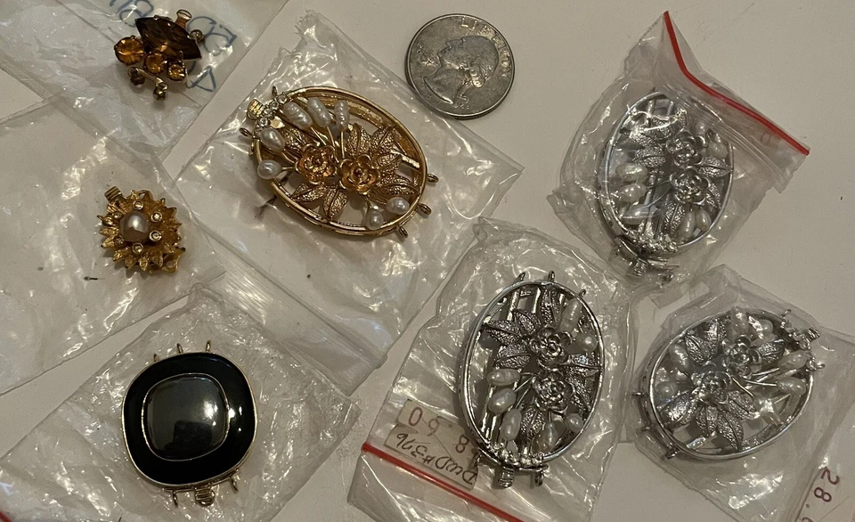 box clasps for jewelry LOT - Image 1 of 4