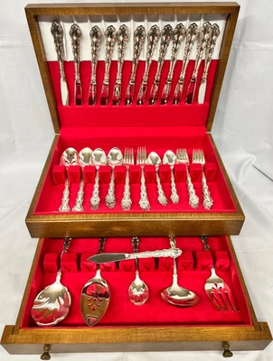 Modern Baroque Oneida Community Plate Flatware for 12 with 8 Extra Pieces & Case - Image 1 of 4