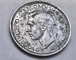 Australia 1948 .500 SILVER THREEPENCE 3d Coin King George VI Melbourne Mint - Picture 1 of 2