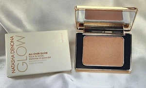 Brillo facial y corporal Natasha Denona en polvo - 03 oscuro (0,35 oz) - Imagen 1 de 7