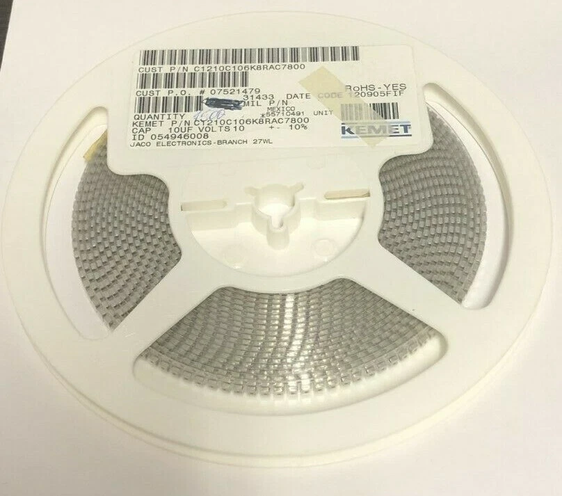 Condensadores cerámicos multicapa 1600 piezas KEMET C1210C106K8RACTU SMD/SMT 10V 10uF Foto 1 de 1