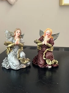 Estatuilla de 2 ángeles de oración de la colección K de resina de polietileno 4x3x2,1/2"" marrón/plata - Imagen 1 de 11