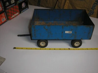 Ertl Press Steel 16" Ford The Big Blue Field Engineered Wagon Forage Trailer - Image 1 of 4