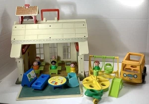 Fisher Price Little People 923 Play Family School House W/ Bus Nursery - Picture 1 of 17