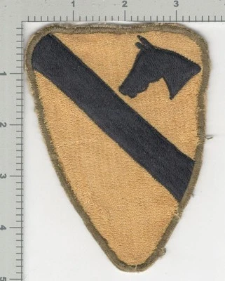 Theater Made WW 2 US Army 1st Cavalry Division Silk Patch Inv# K4717 - Image 1 of 2