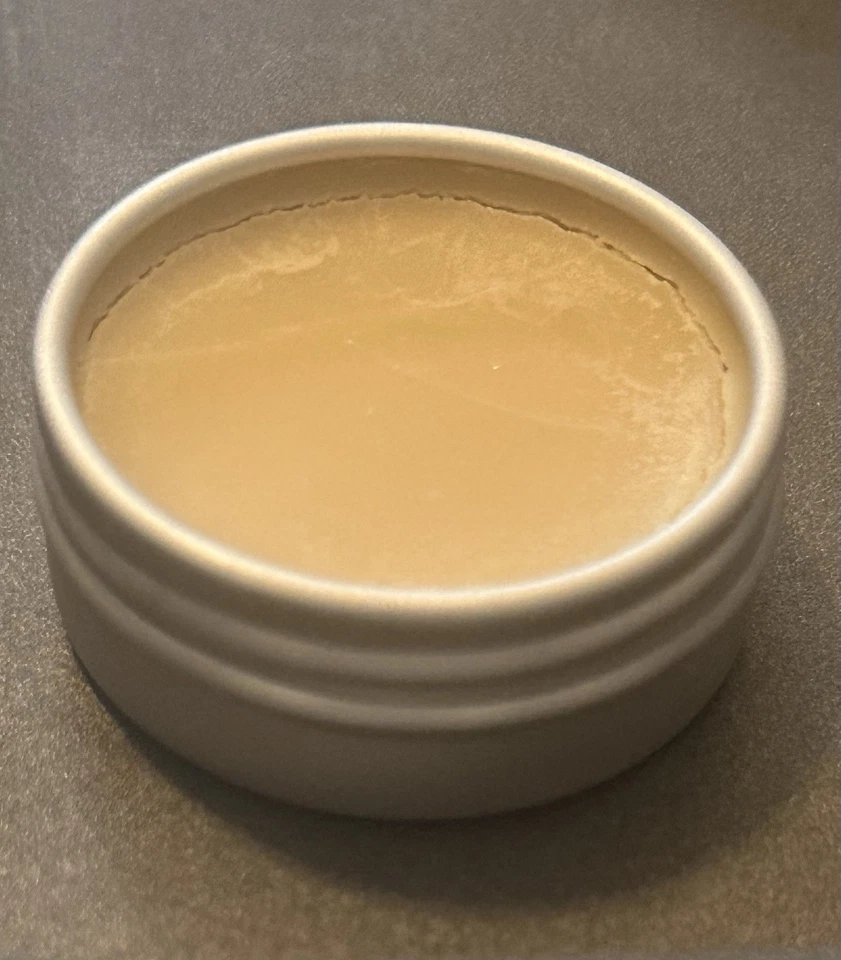 AUTÉNTICO Gres Cacao / Grés Kakawo (Manteca de Cacao Haitiana) - 0.5 OZ Foto 1 de 4