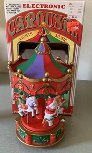 Christmas Electronic Carousel Lights & Music Plays 12 Melodies In Harmony Sound - Picture 1 of 7