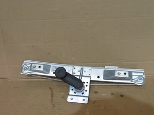 FENSTERHEBER HINTEN MANUELL FÜR VAUXHALL (OPEL) CORSA E 2015-2019 5-TÜRER HB BEIFAHRERSEITE - Bild 1 von 3