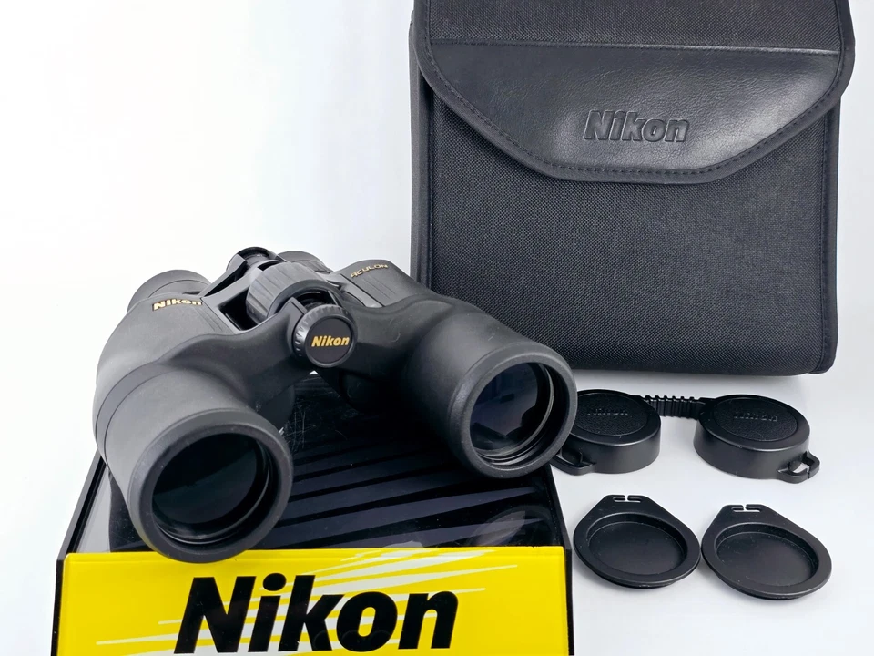🌸[MINT] Nikon Aculon A211 8-18x42 Porro Prism Zoom Binocular w/Case From JAPAN - Image 1 of 4