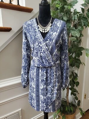 Vestido Charlotte Russe para mujer azul blanco cachemira manga larga cuello en V hasta la rodilla L Foto 1 de 4