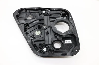 2016 - 2021 HYUNDAI TUCSON REAR LEFT SIDE WINDOW REGULATOR PLATE OEM 83470D3001 - Image 1 of 4