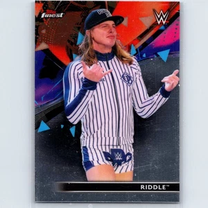 2021 Topps Finest WWE Riddle #34 - Bild 1 von 2