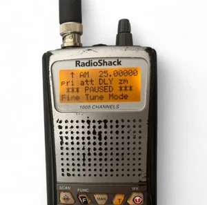 Radio Shack PRO-97 Scanning Receiver - Picture 1 of 6