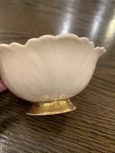 lenox Small Leaf candy dish With Gold Pedestal Base 4.5” - Picture 1 of 3