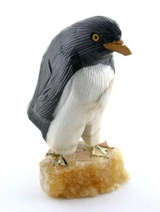 Peruvian Carved Penguin Bird Snow Quartz Black Onyx Jasper w Calcite Base EB42 - Picture 1 of 3