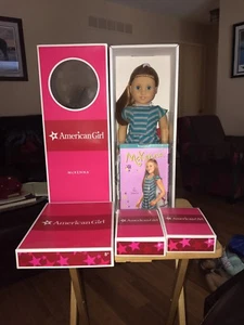 American Girl McKenna Set BNIB - Picture 1 of 2