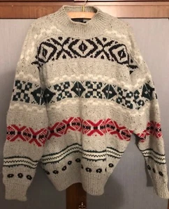 BELLISSIMO MAGLIONE FATTO A MANO WILKER WORKS MADE IN SCOTLAND - Picture 1 of 6