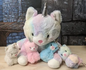 Peluche cómodo A Babies arco iris unicornio gatito gato con 4 gatitos bebé juguete de peluche - Imagen 1 de 17