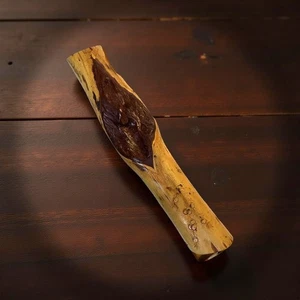 Vintage handgefertigter Gehstock aus Holz mit aufwendigem geschnitztem Design - Bild 1 von 4