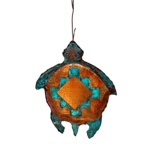 Adorno vintage de tortuga del suroeste de metal de hojalata verde cobre decoración navideña - Imagen 1 de 6