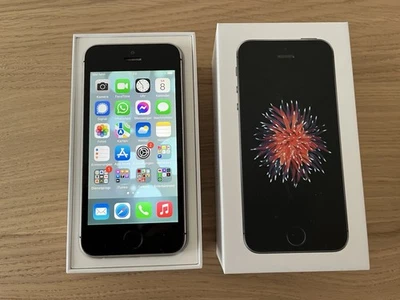 Apple iPhone SE (1. Generation) 64GB Space Grau - Bild 1 von 4