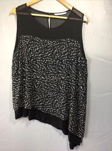 TU Black & White Print Layered / Lined Asymmetric Hem Top Size 20 Ex Con - Picture 1 of 5